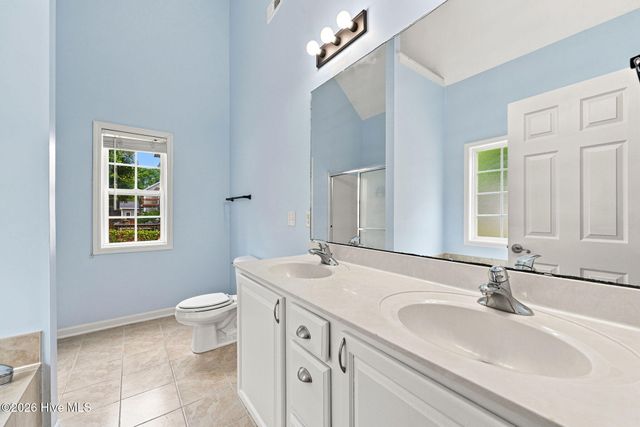127 Bayshore Drive, Sneads Ferry, NC 28460