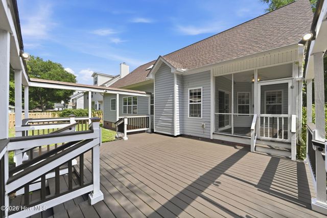 127 Bayshore Drive, Sneads Ferry, NC 28460
