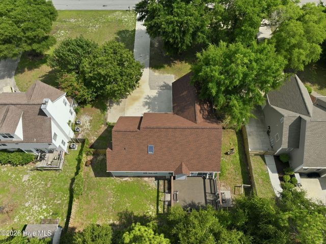 127 Bayshore Drive, Sneads Ferry, NC 28460