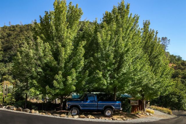 3000 Sheep Ranch Rd, Murphys, CA 95247