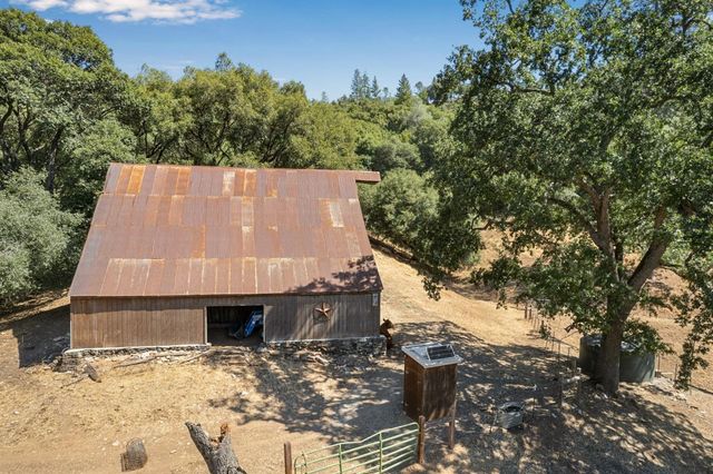 3000 Sheep Ranch Rd, Murphys, CA 95247