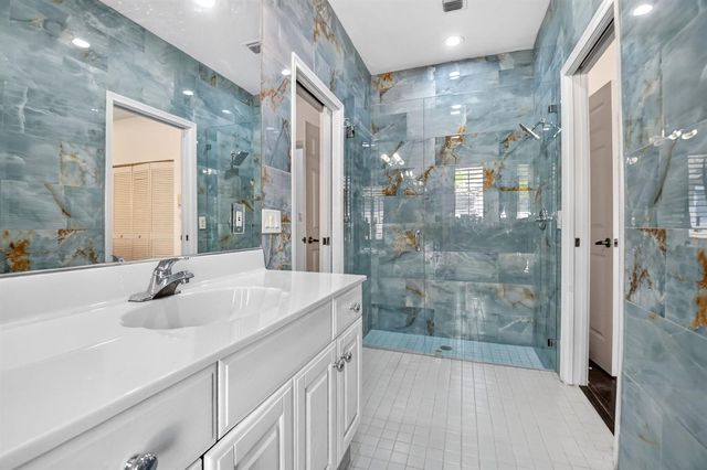 10694 Greenbriar Villa Drive, Lake Worth, FL 33449