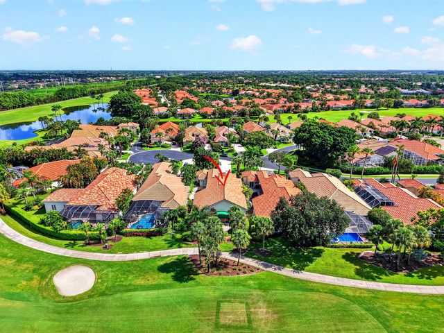10694 Greenbriar Villa Drive, Lake Worth, FL 33449