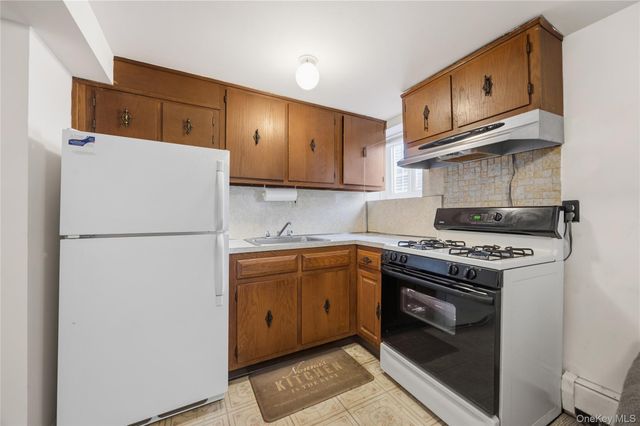 1659 Lurting Avenue, Bronx, NY 10461