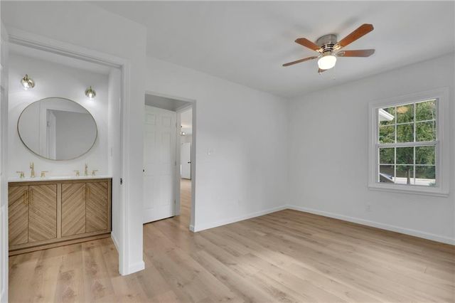 808 S Park SE Drive, Marietta, GA 30060