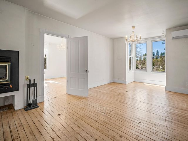 966 Lincoln St, Placerville, CA 95667