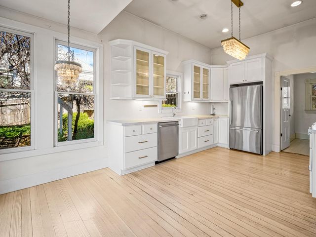 966 Lincoln St, Placerville, CA 95667