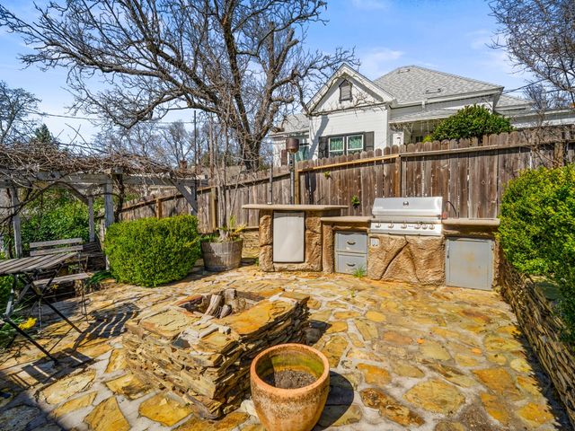 966 Lincoln St, Placerville, CA 95667