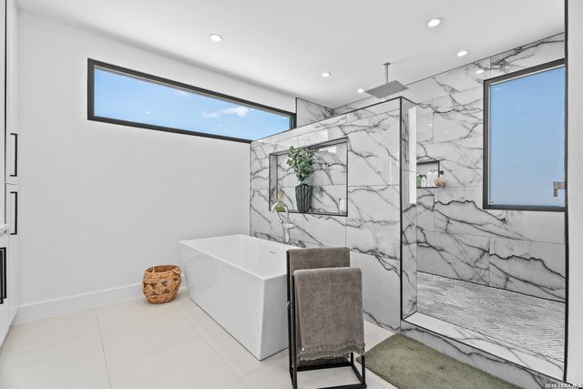 11009 PORTER SPGS, San Antonio, TX 78255