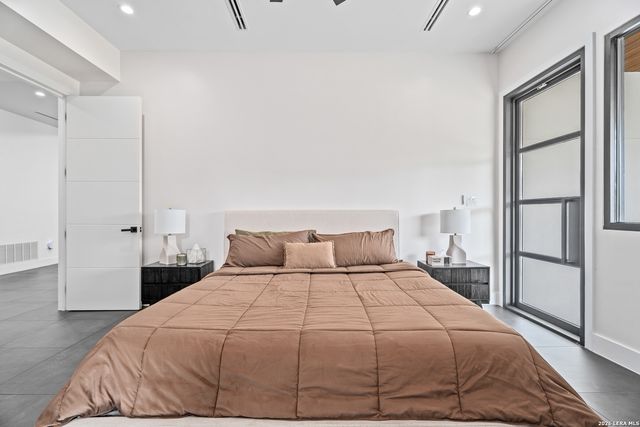 11009 PORTER SPGS, San Antonio, TX 78255