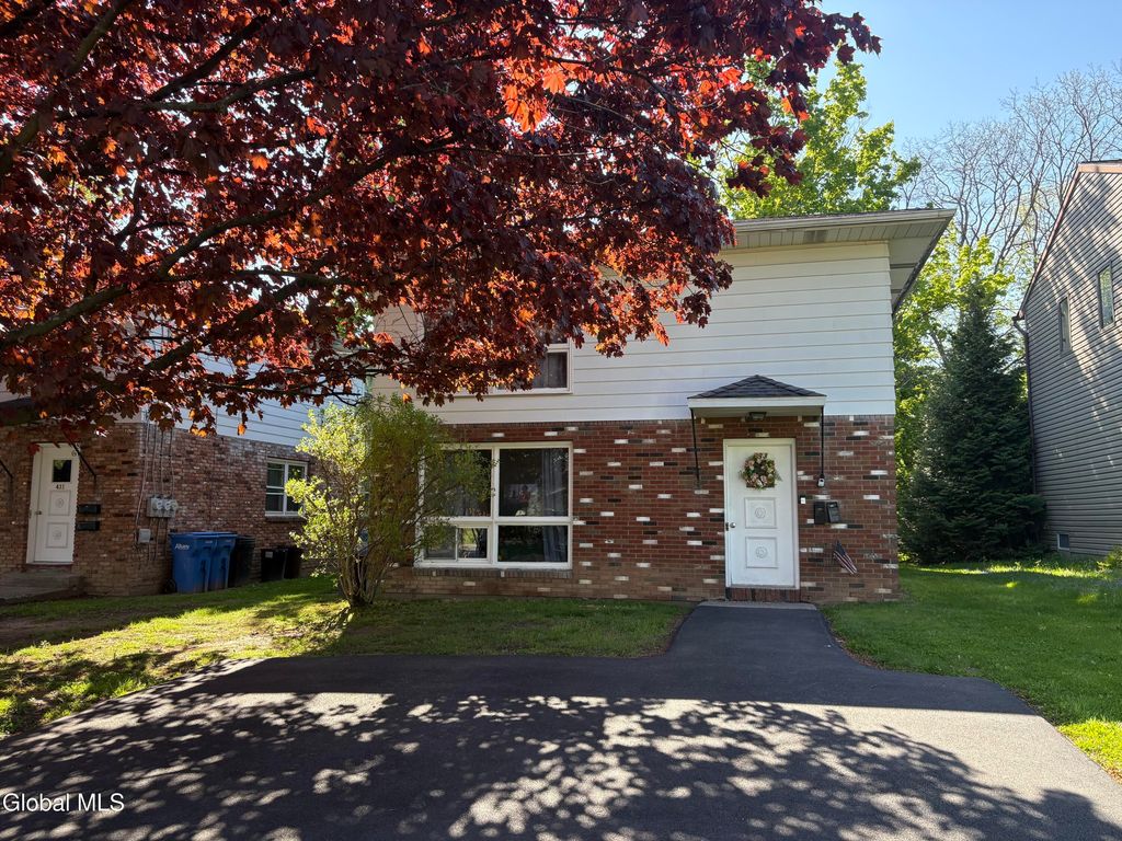 431-433 W Lawrence Street, Albany, NY 12208