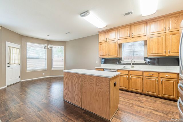 3461 DARTMOUTH CV, Schertz, TX 78154