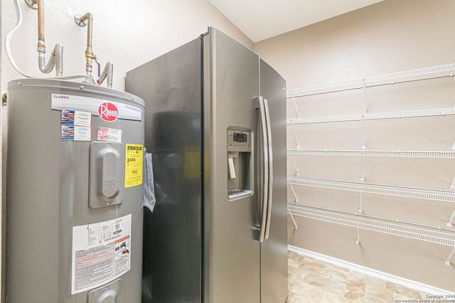 3461 DARTMOUTH CV, Schertz, TX 78154