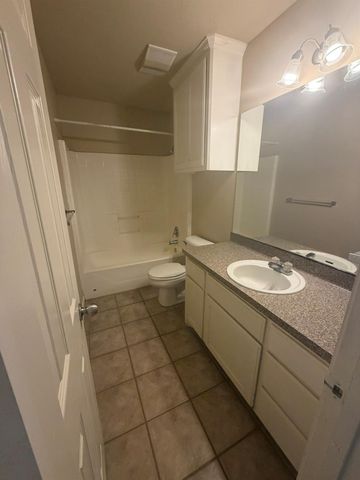 1437 Western Oaks Court, Bryan, TX 77807