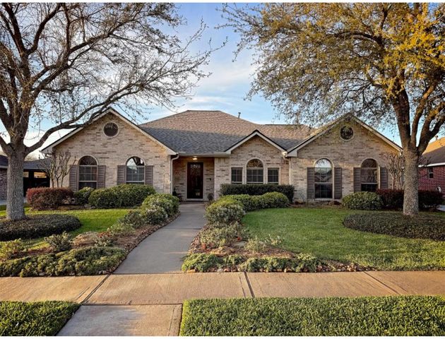 1704 Cross Spring Lane, League City, TX 77573
