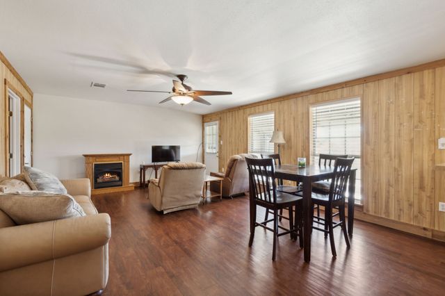 5646 County Road 2909, Dodd City, TX 75438