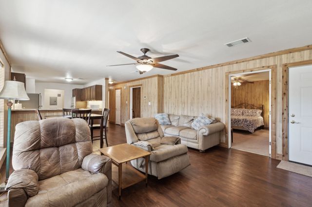 5646 County Road 2909, Dodd City, TX 75438