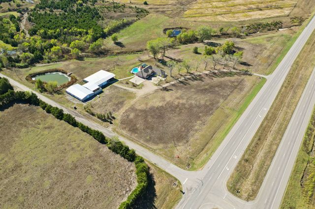 5646 County Road 2909, Dodd City, TX 75438