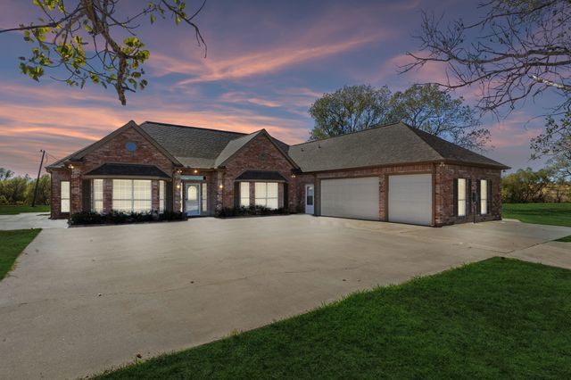 5646 County Road 2909, Dodd City, TX 75438