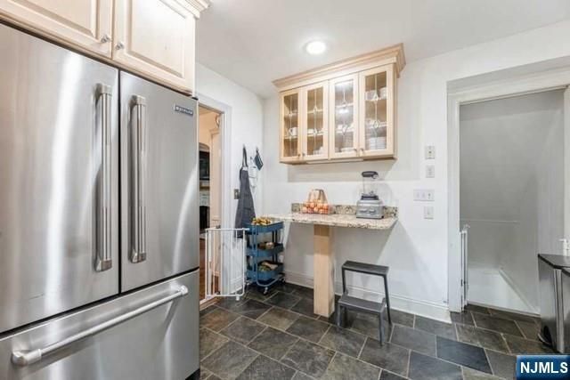 1125 W Laurelton Parkway, Teaneck, NJ 07666
