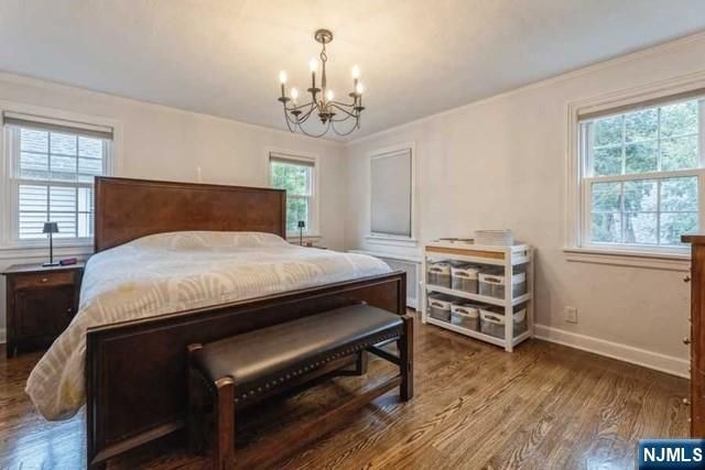 1125 W Laurelton Parkway, Teaneck, NJ 07666