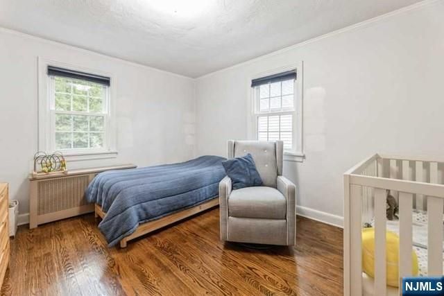 1125 W Laurelton Parkway, Teaneck, NJ 07666