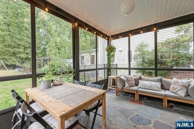1125 W Laurelton Parkway, Teaneck, NJ 07666
