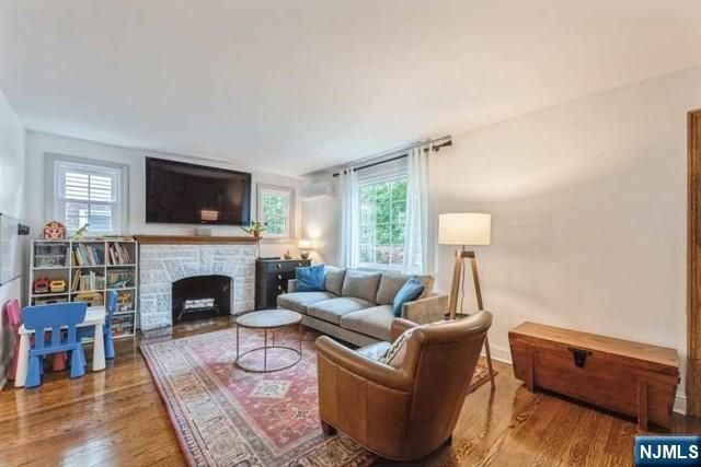 1125 W Laurelton Parkway, Teaneck, NJ 07666