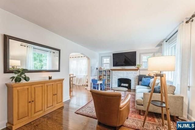 1125 W Laurelton Parkway, Teaneck, NJ 07666