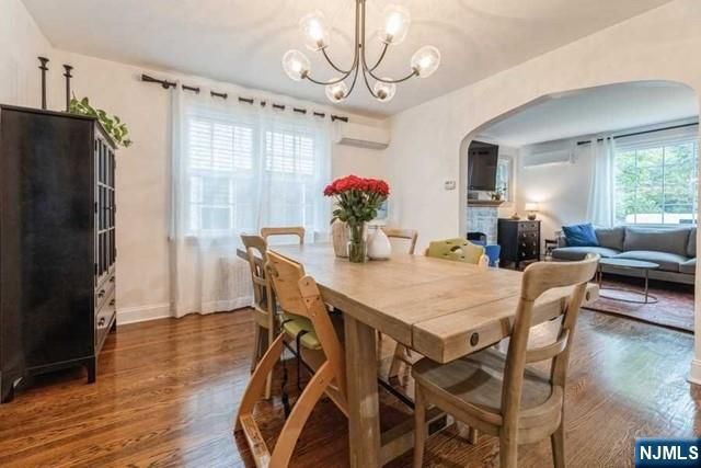 1125 W Laurelton Parkway, Teaneck, NJ 07666