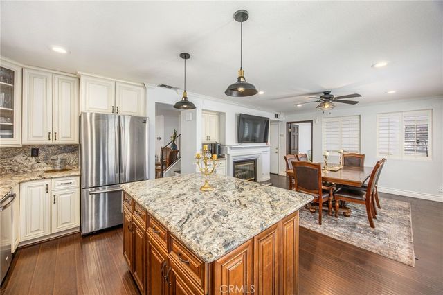 142 Tamarack Dr, Corona, CA 92881