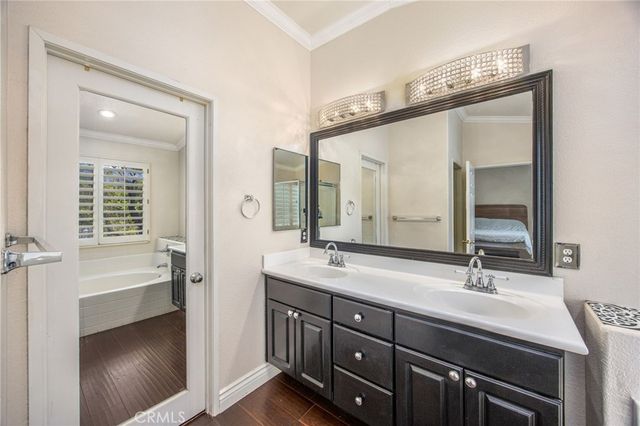 142 Tamarack Dr, Corona, CA 92881