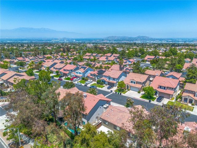 142 Tamarack Dr, Corona, CA 92881