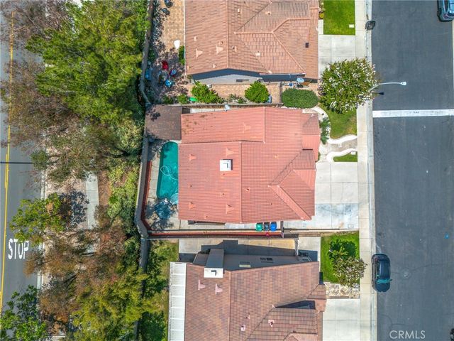 142 Tamarack Dr, Corona, CA 92881