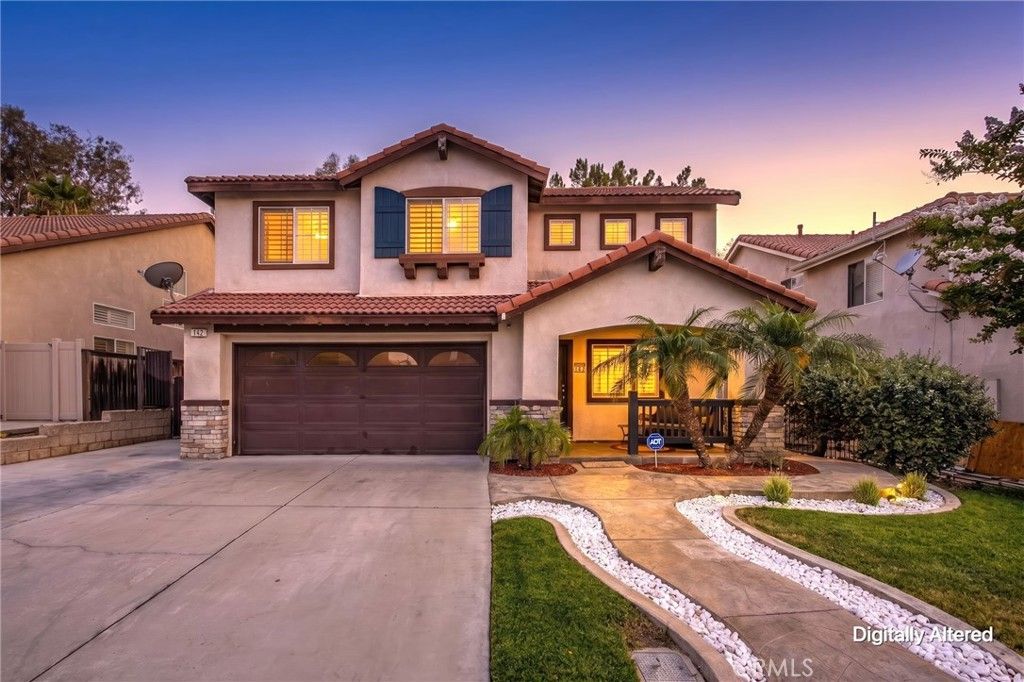 142 Tamarack Dr, Corona, CA 92881