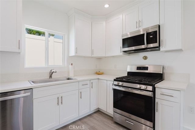 10423 Mcclemont Avenue, Tujunga, CA 91042