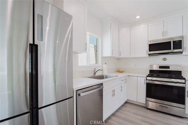 10423 Mcclemont Avenue, Tujunga, CA 91042