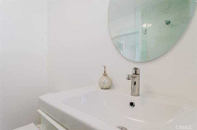 10423 Mcclemont Avenue, Tujunga, CA 91042