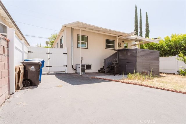 10423 Mcclemont Avenue, Tujunga, CA 91042