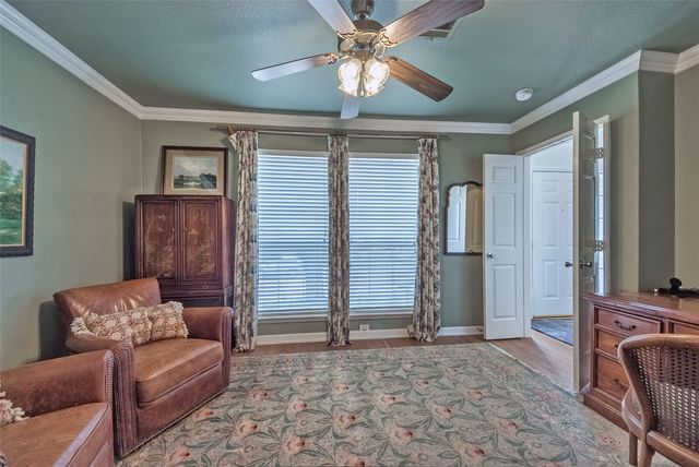 3922 Rolling Oaks Drive, Carrollton, TX 75007