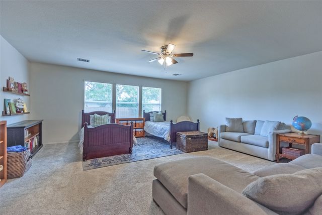 3922 Rolling Oaks Drive, Carrollton, TX 75007