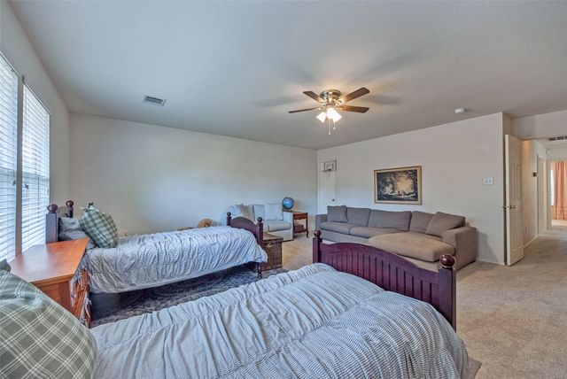 3922 Rolling Oaks Drive, Carrollton, TX 75007
