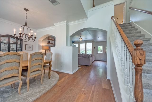 3922 Rolling Oaks Drive, Carrollton, TX 75007