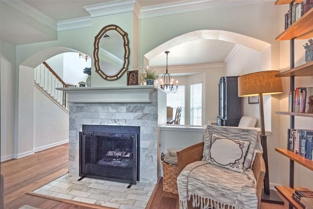 3922 Rolling Oaks Drive, Carrollton, TX 75007