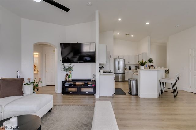 6315 Dan Blocker Avenue 101, Henderson, NV 89011