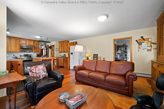 1359 Gordon Dilley Road, Marlinton, WV 24954