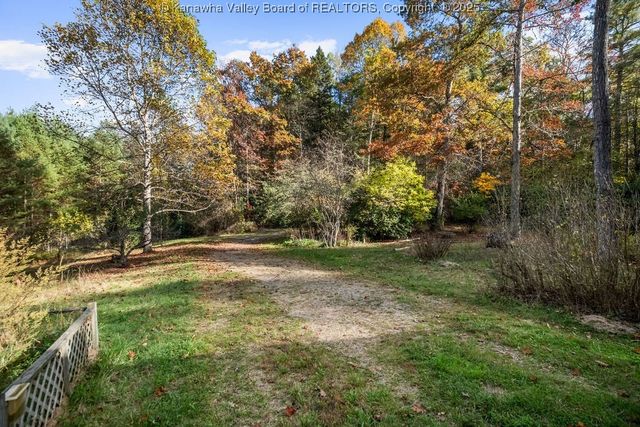 1359 Gordon Dilley Road, Marlinton, WV 24954