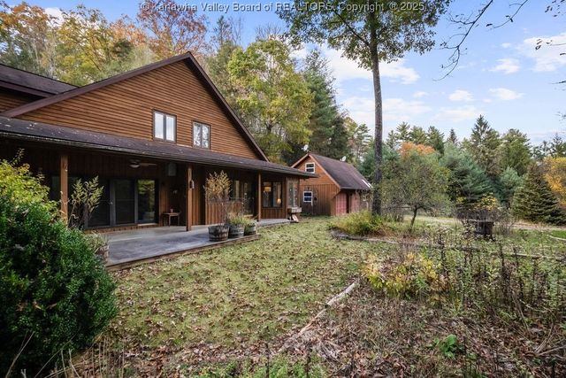 1359 Gordon Dilley Road, Marlinton, WV 24954