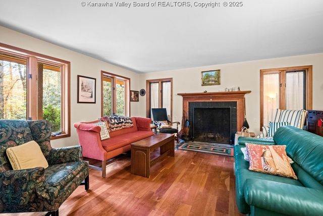 1359 Gordon Dilley Road, Marlinton, WV 24954