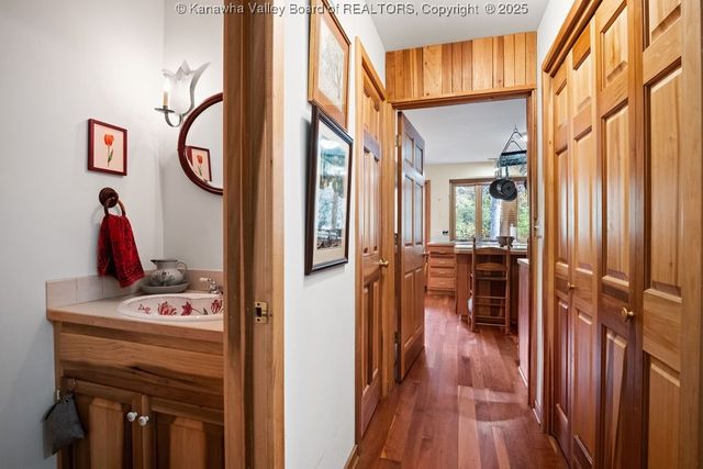 1359 Gordon Dilley Road, Marlinton, WV 24954